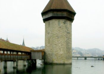 Visitare Lucerna: la torre sul Reiss