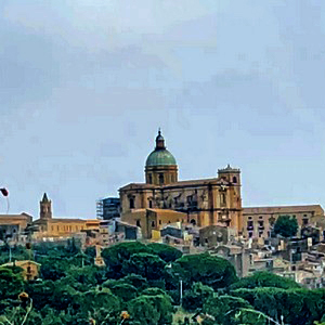 PIAZZA ARMERINA, LA SICILIA MENO CONOSCIUTA CHE VI SORPRENDERA’ PER LE SUE BELLEZZE ARCHITETTONICHE