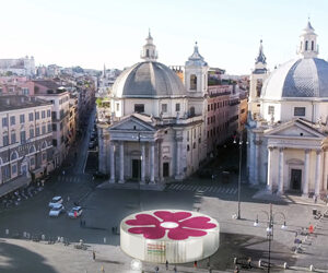 Il Commissario Arcuri presenta il concept comunicativo e architettonico della campagna di vaccinazione anti-Covid-19 chiesto all’architetto Stefano Boeri, con una campagna identitaria dal titolo: “L’Italia rinasce con un fiore”.