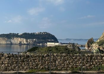 Napoli, Diario di Viaggio in 4 supersteps. (2° SUPERSTEP)